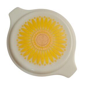 Pyrex Daisy Opal Casserole Lid 9.5" handles yellow gold flower power #C-12 faded